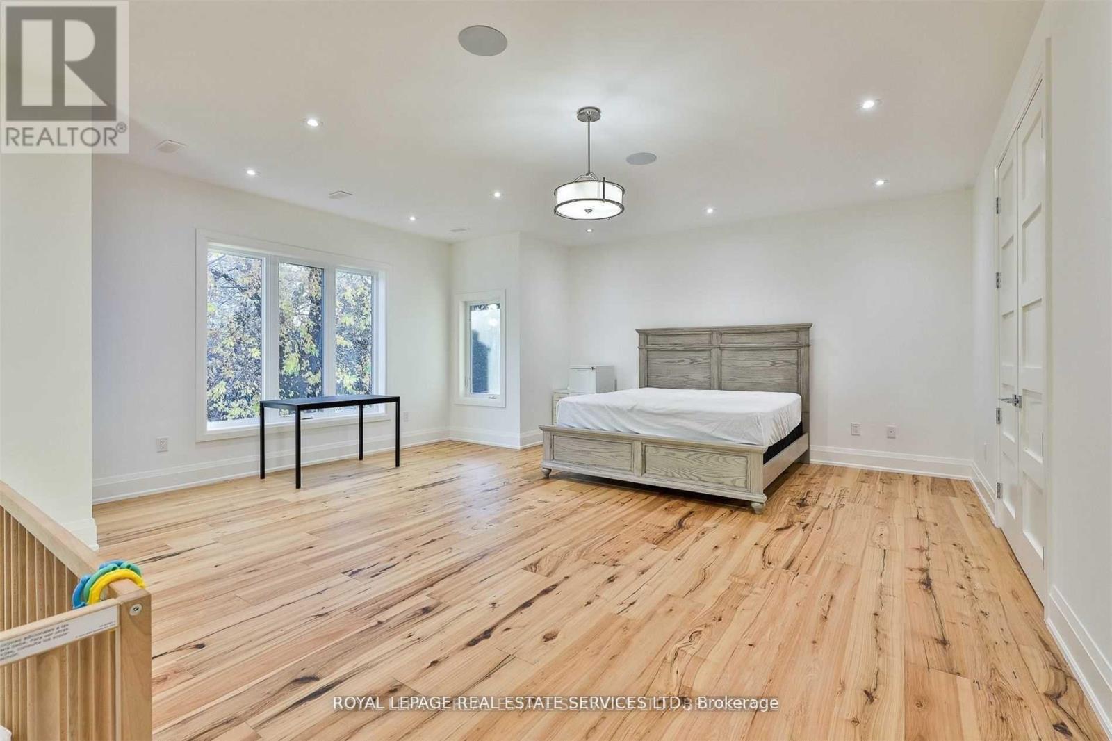 61 DANE AVENUE - 14