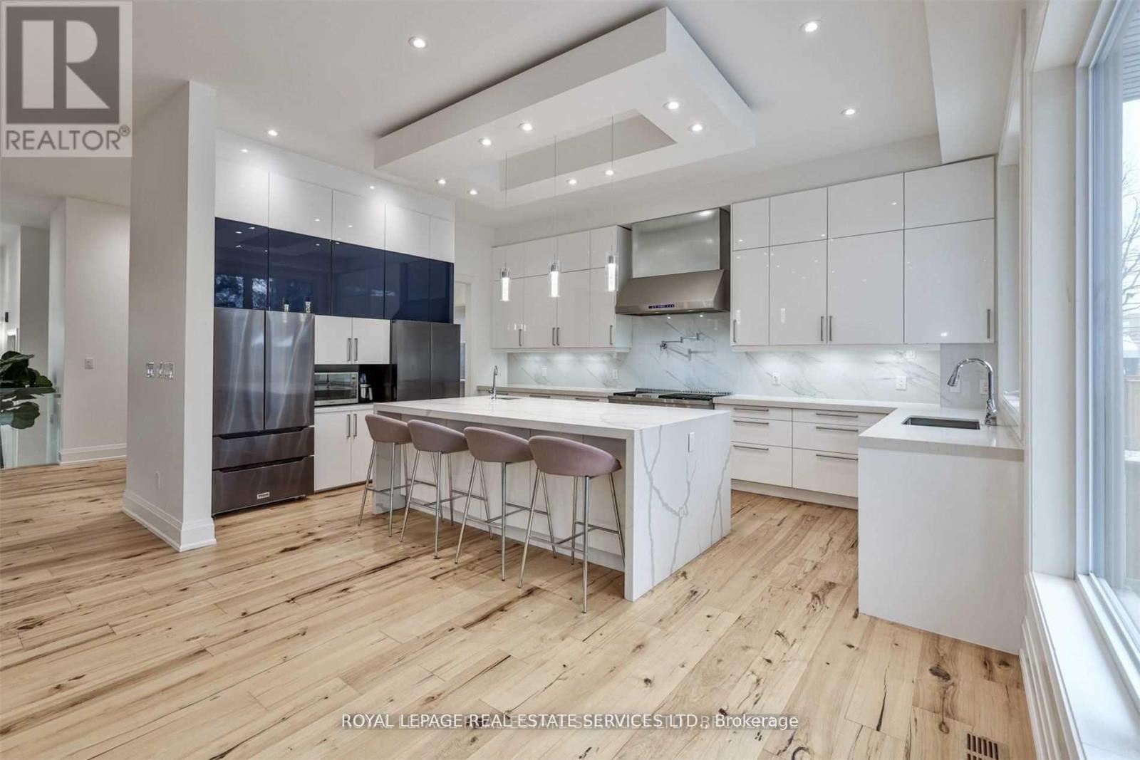 61 DANE AVENUE - 4