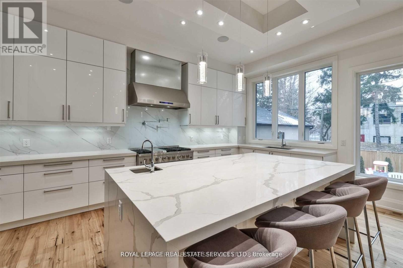61 DANE AVENUE - 5