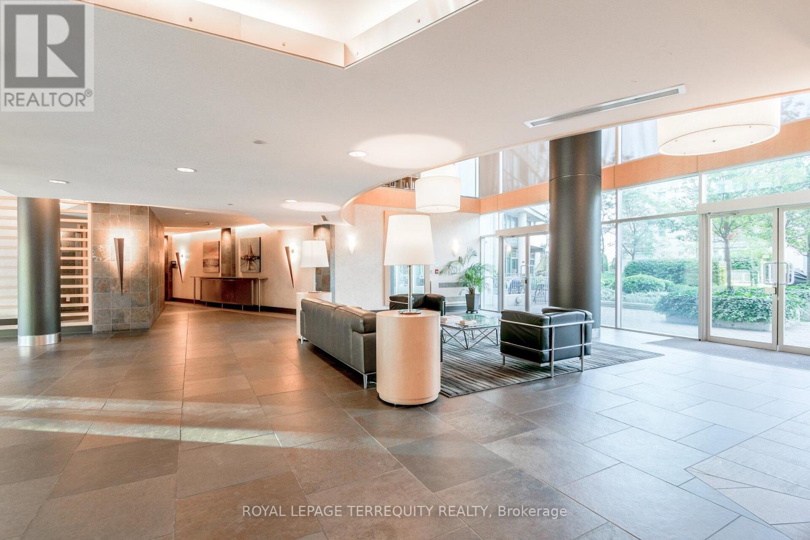 #911 5 MARINE PARADE DRIVE - Image 3
