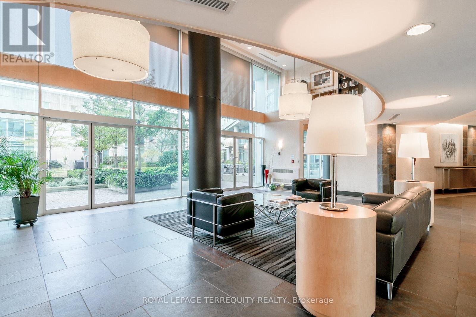 #911 5 MARINE PARADE DRIVE - 4