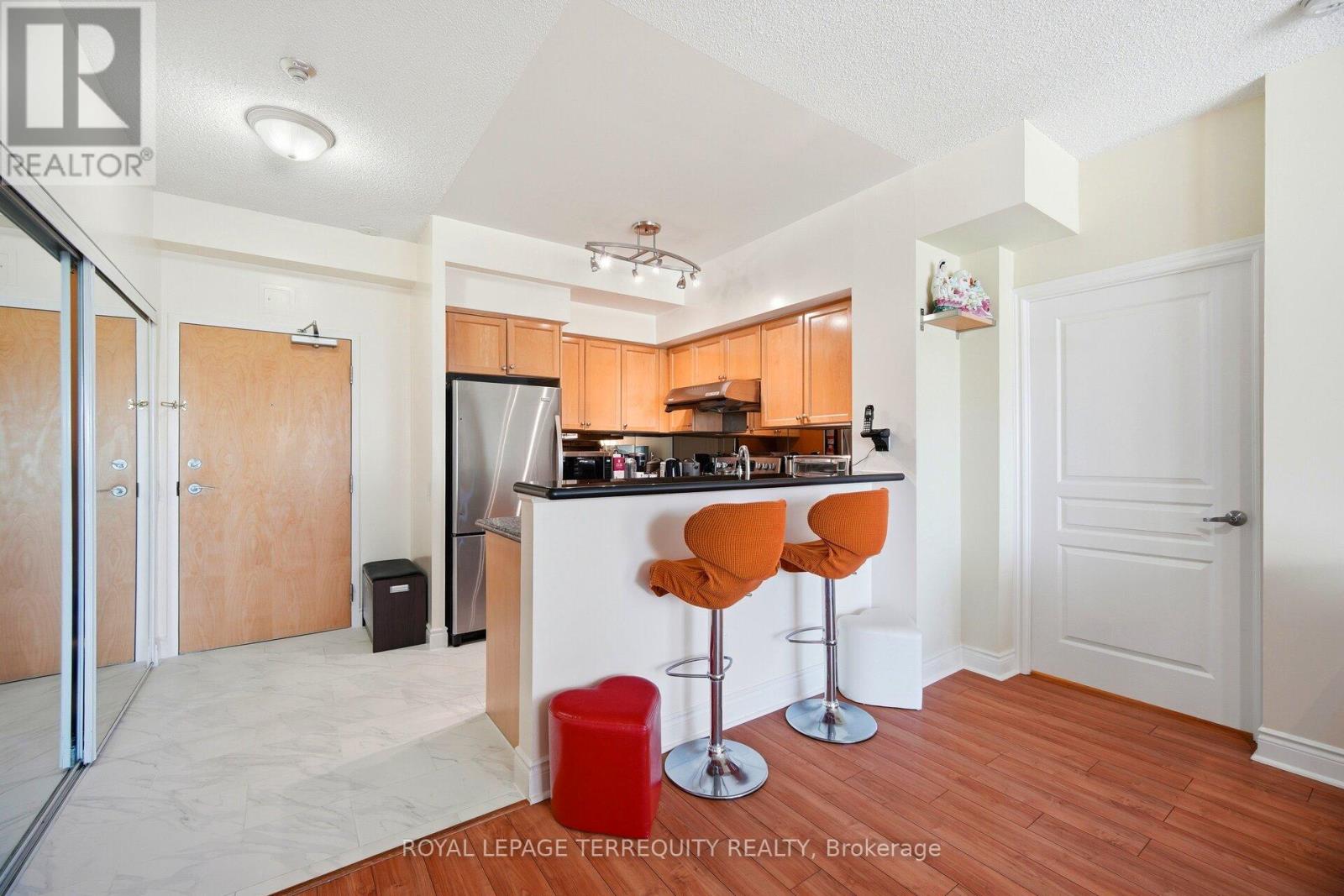 #911 5 MARINE PARADE DRIVE - 9
