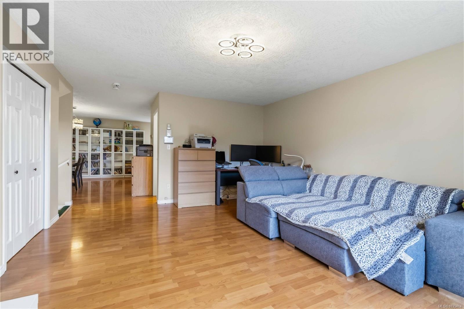 1131 Donna Ave - 12