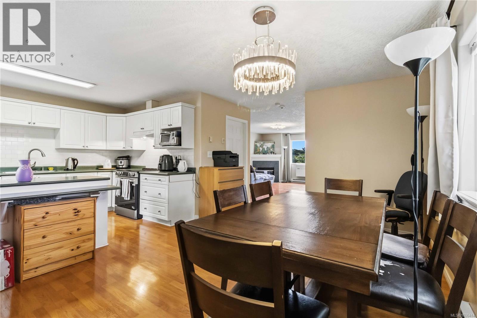 1131 Donna Ave - 14