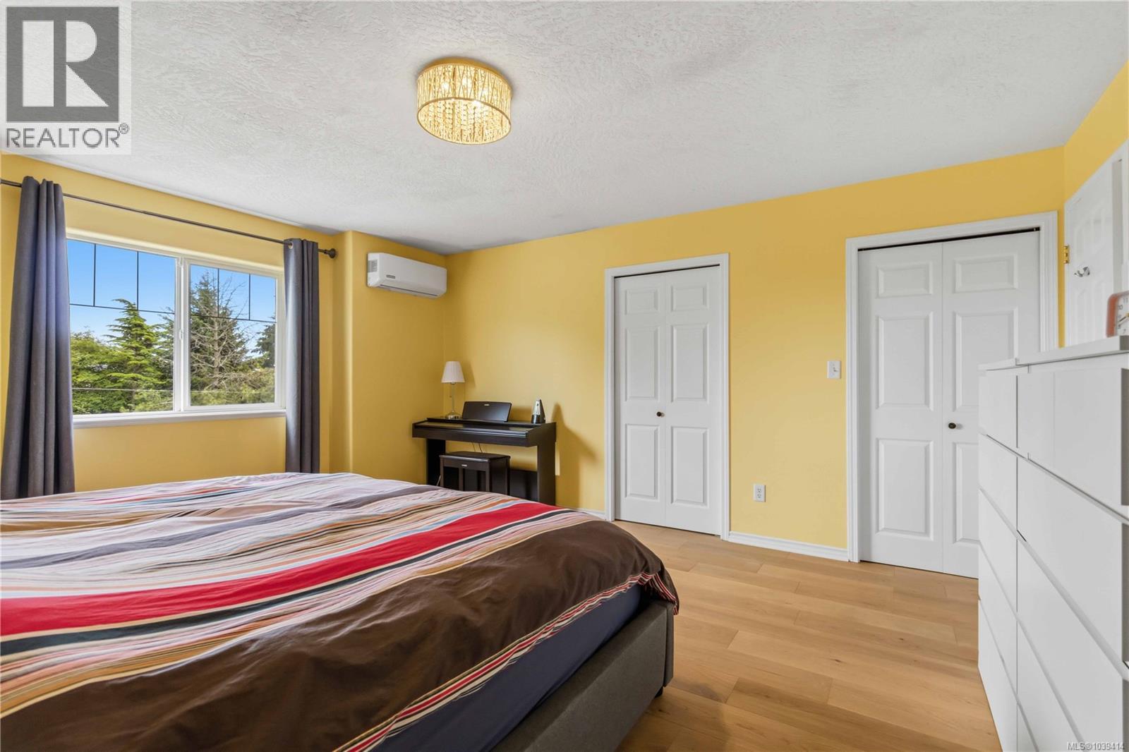 1131 Donna Ave - 25
