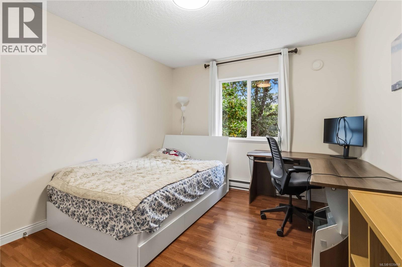 1131 Donna Ave - 27
