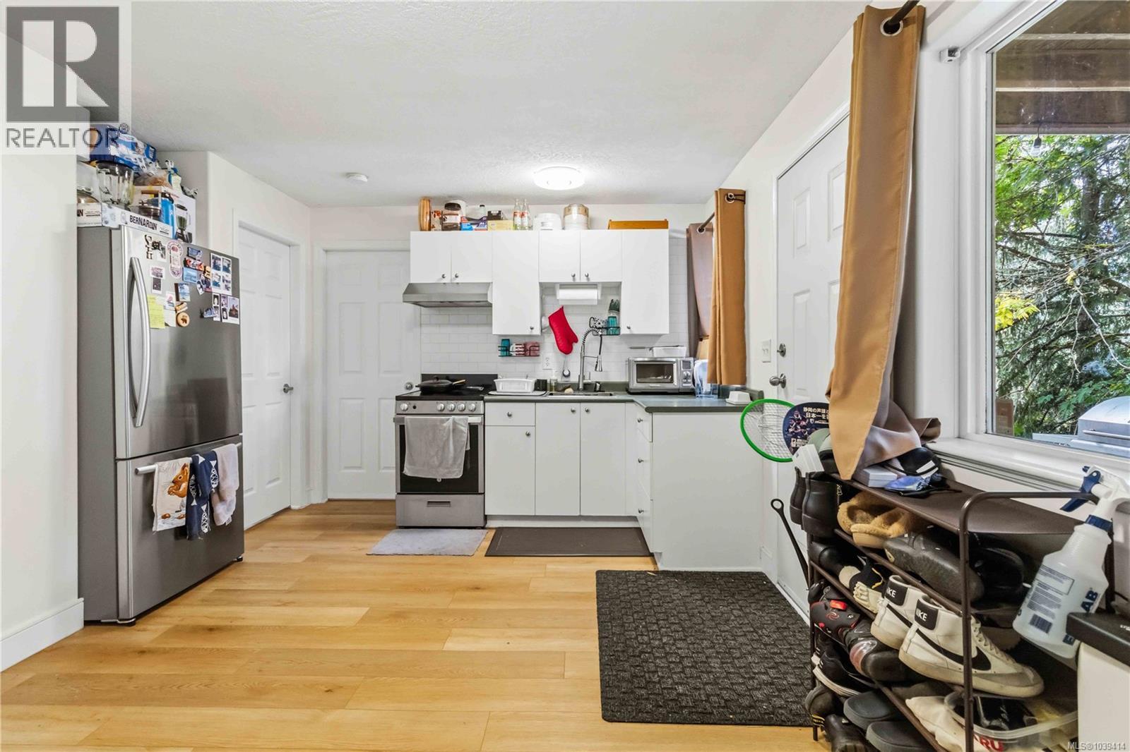 1131 Donna Ave - 37