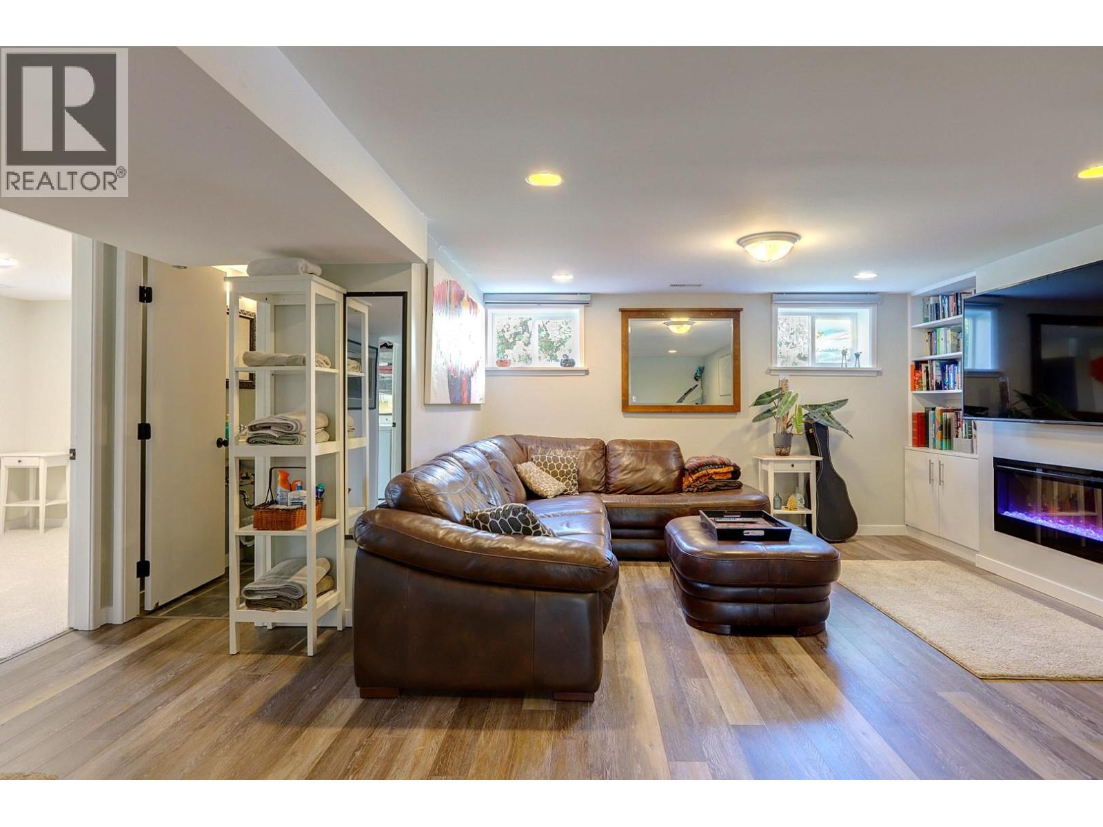 1800 30th Avenue, Vernon
