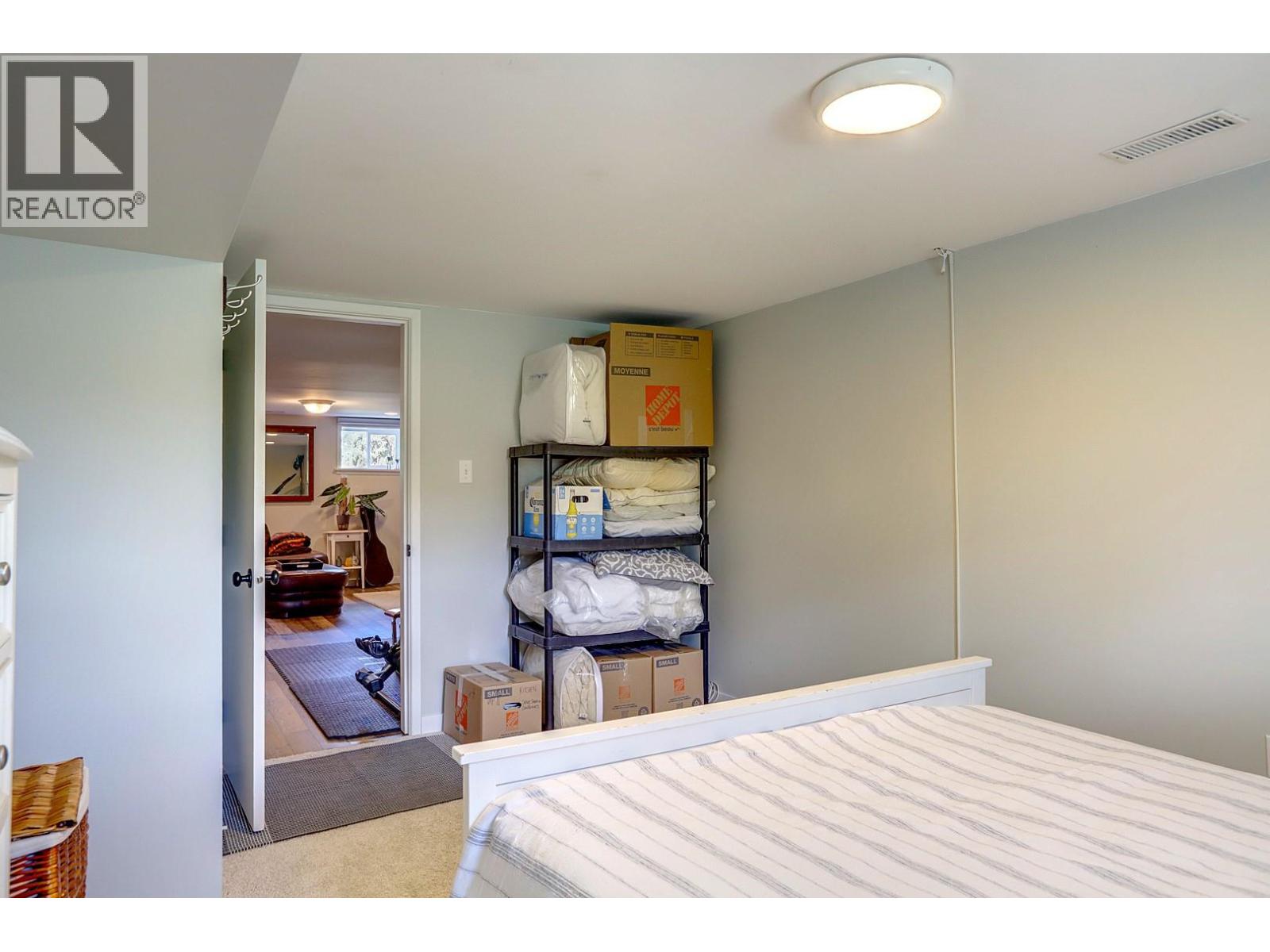 1800 30th Avenue, Vernon