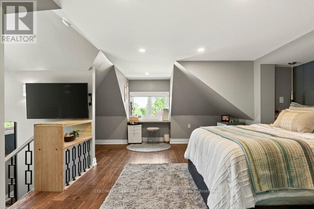 99 HILLCREST AVENUE - 35