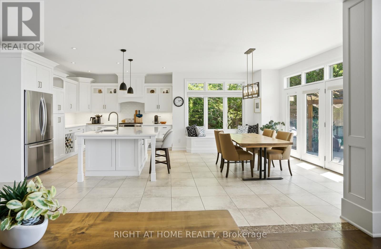 11 MERITAGE LANE - 15