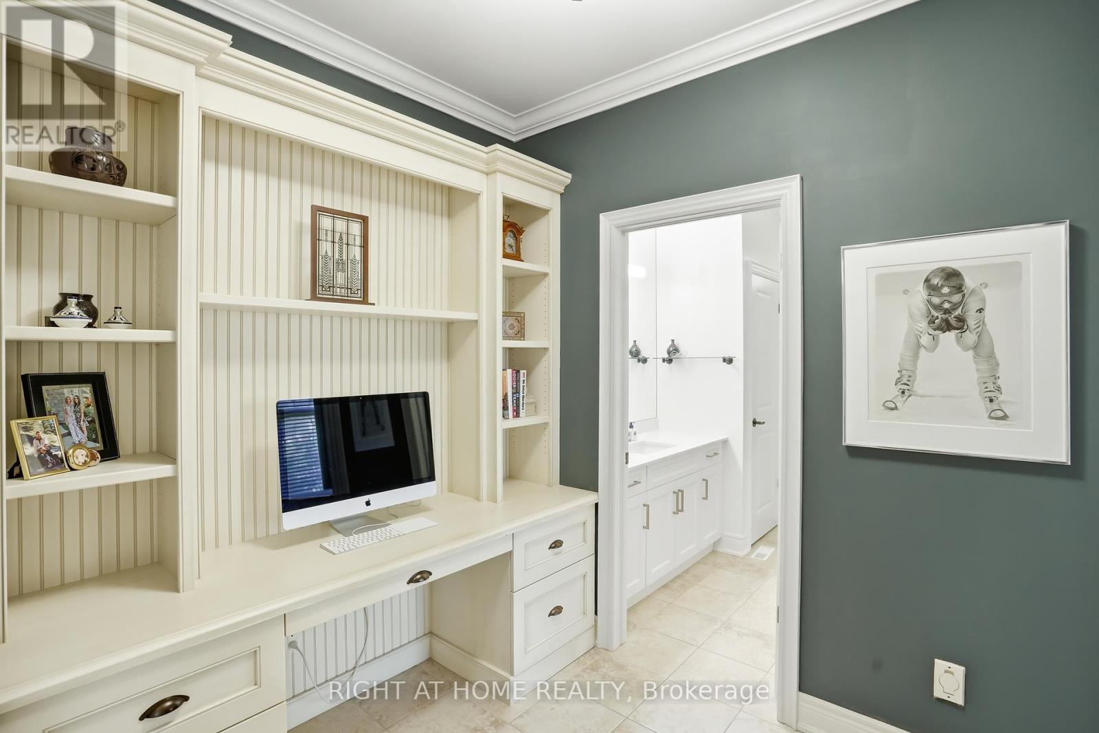 11 MERITAGE LANE - 25