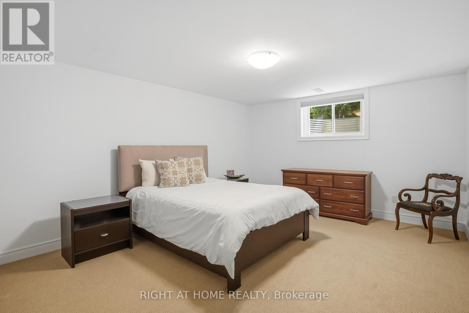 11 MERITAGE LANE - 31