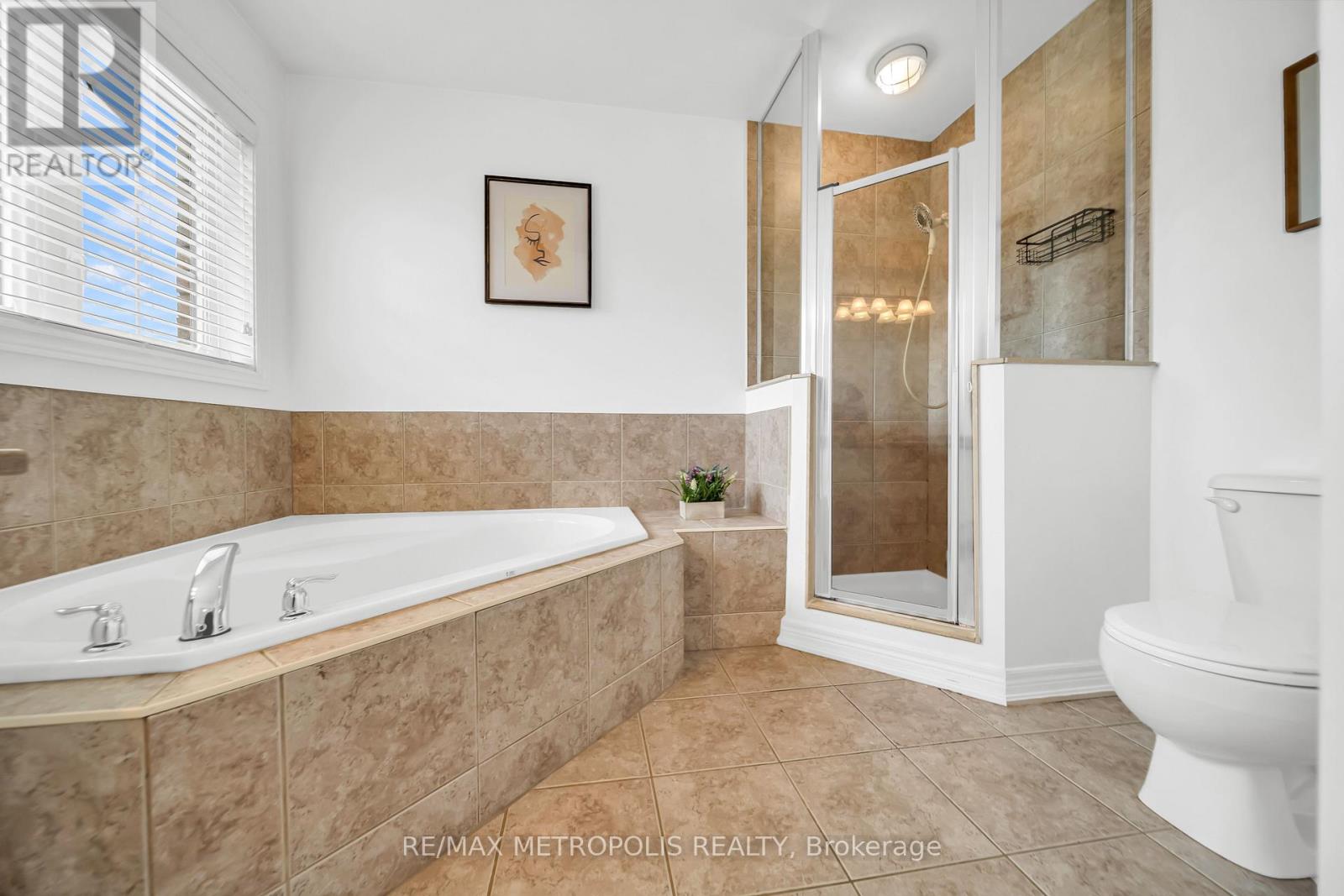 5 WESTHAMPTON WAY - 31
