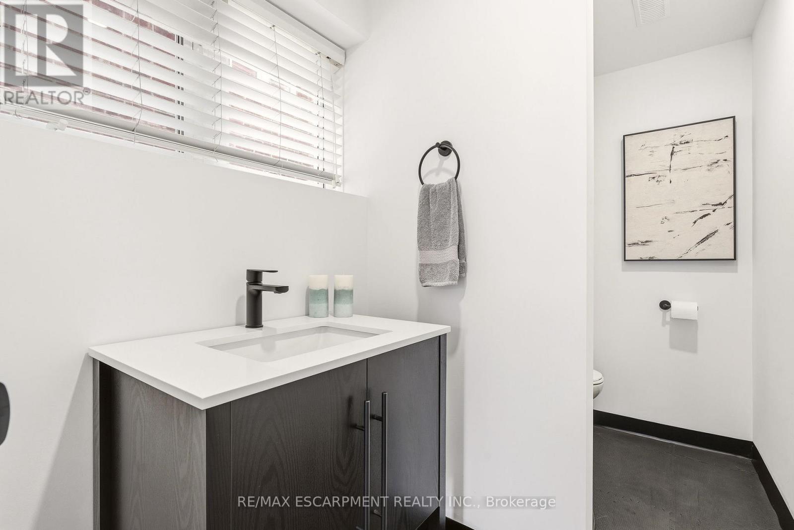 5 VOLTERRA COURT - 31