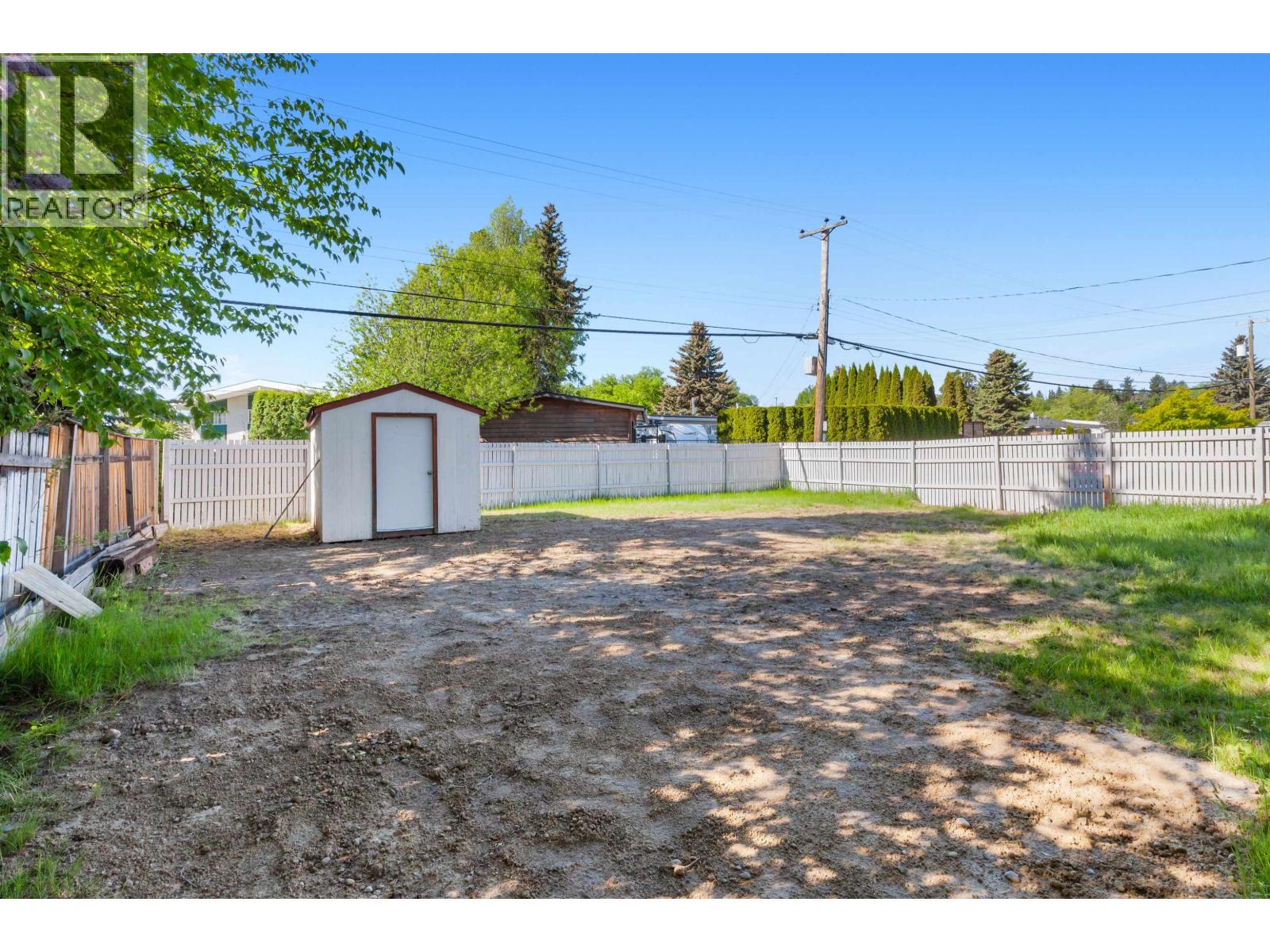 2469 15TH AVENUE - 25