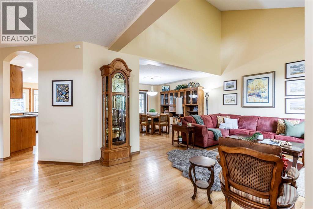 6 Pine Court NE - 6