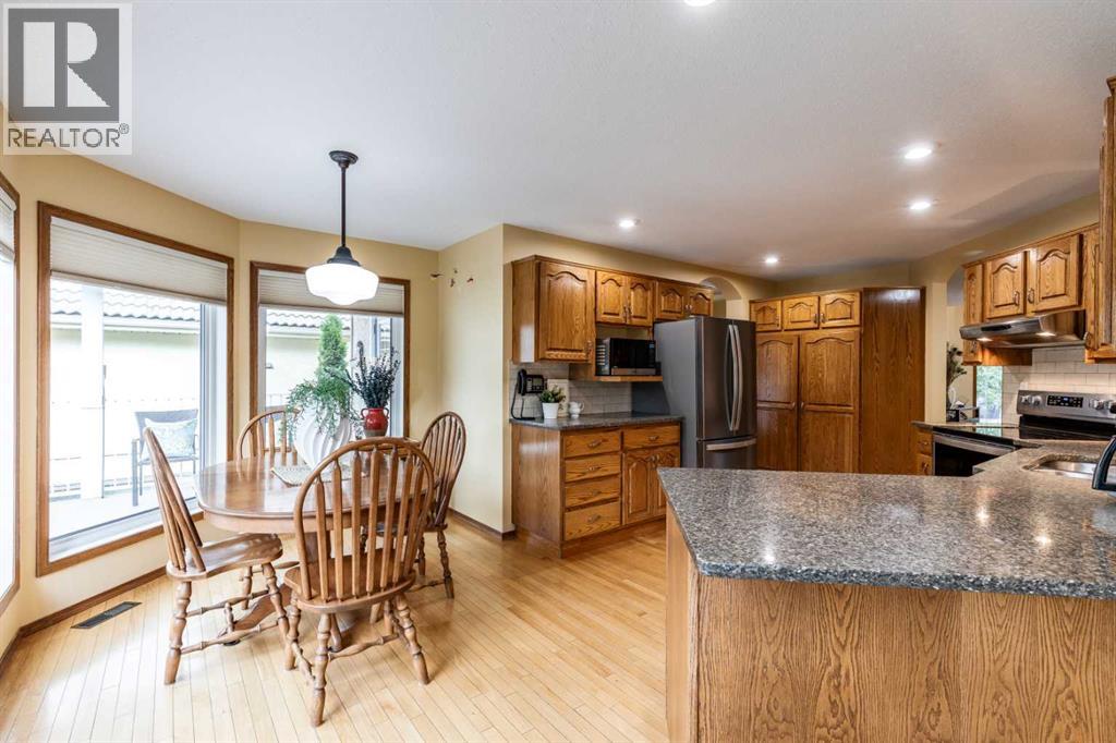 6 Pine Court NE - 16