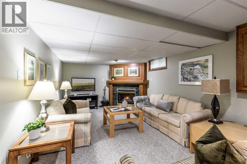 6 Pine Court NE - 34