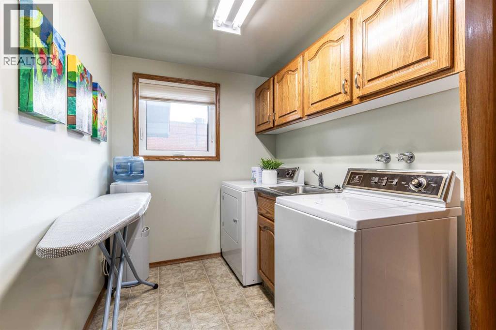 6 Pine Court NE - 21