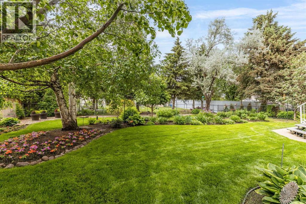 6 Pine Court NE - 45