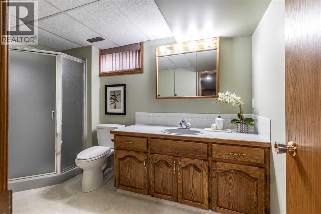 6 Pine Court NE - 36