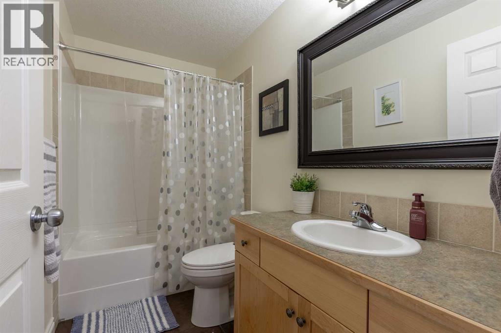 293 Heritage Boulevard W - 35