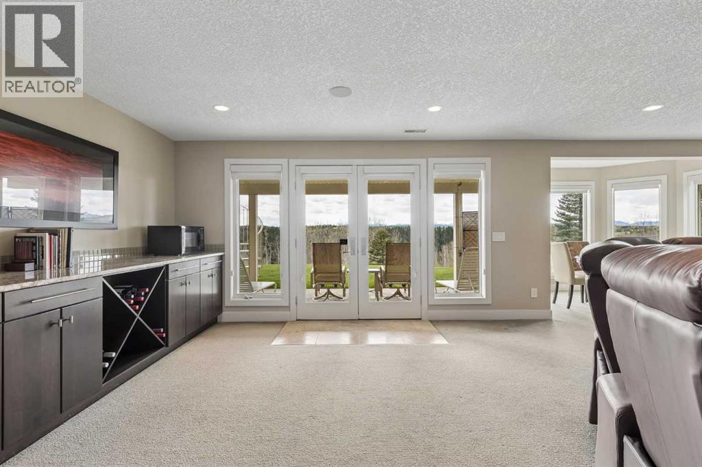 Walk-out basement