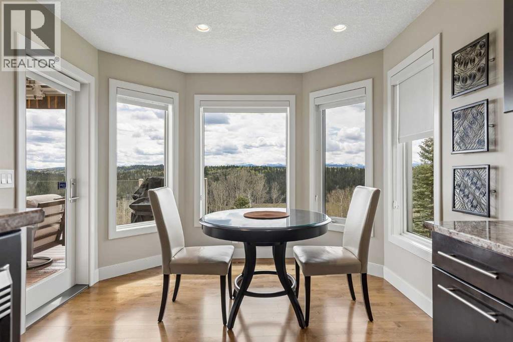 Breakfast nook with amazing views