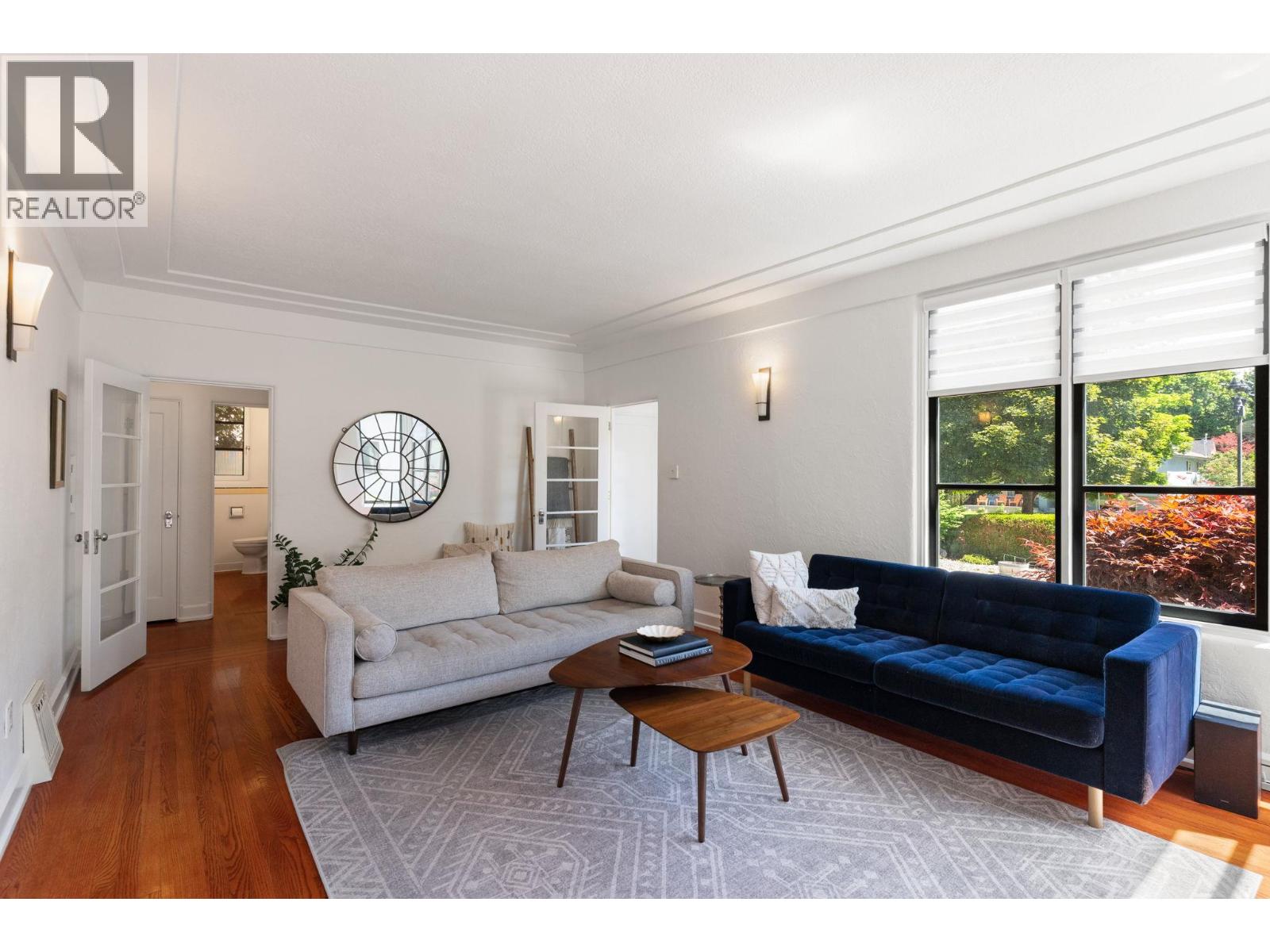 1858 Abbott Street - 21