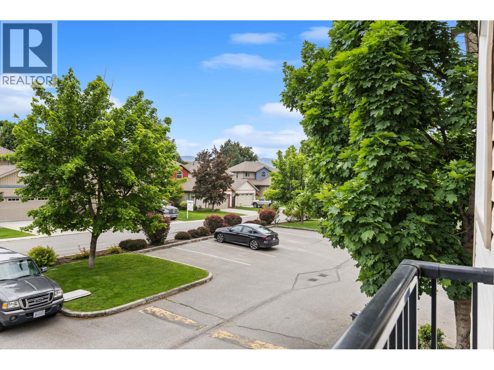 #5 3277 Broadview Road - 39