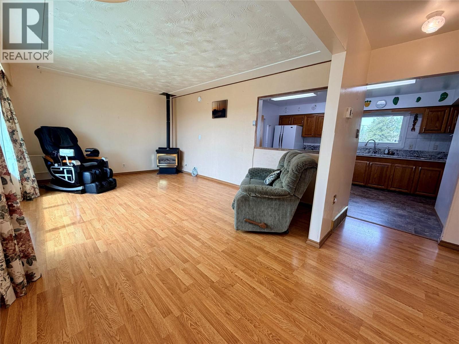 1008 95 Avenue - 4