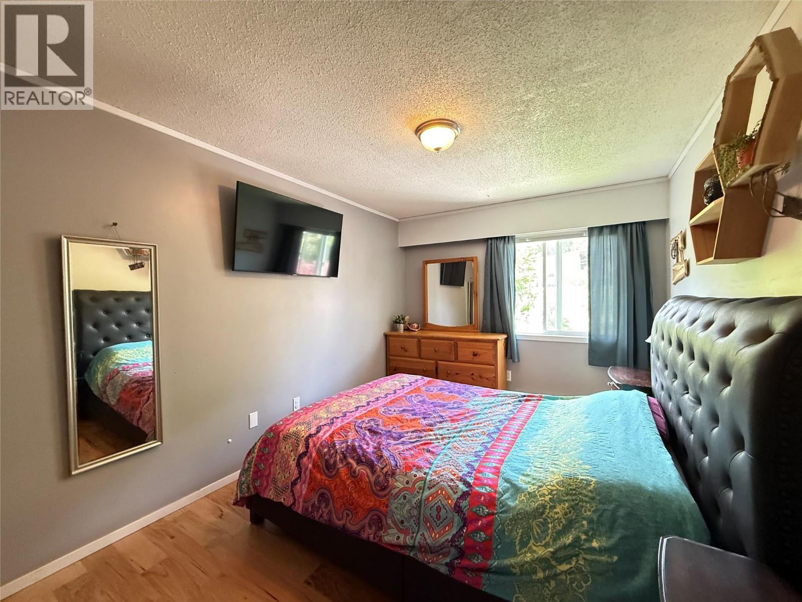 467 Richards Street W - 26