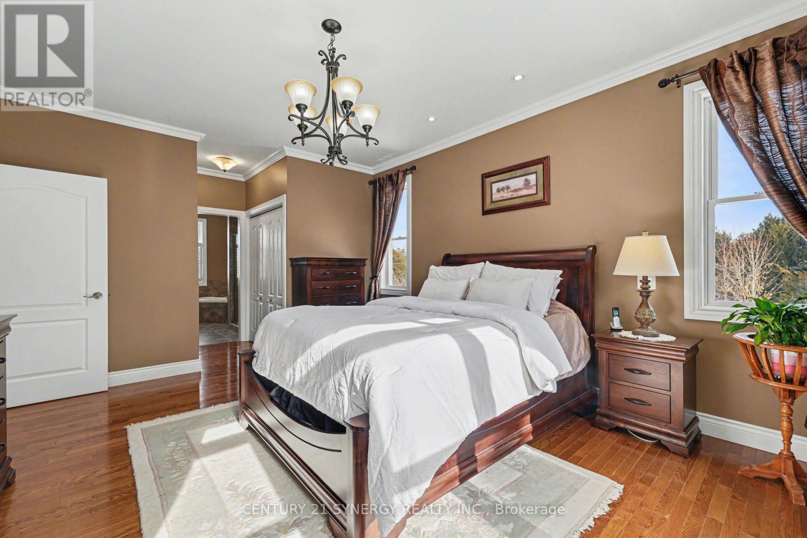 30 BASSWOOD CRESCENT - 19