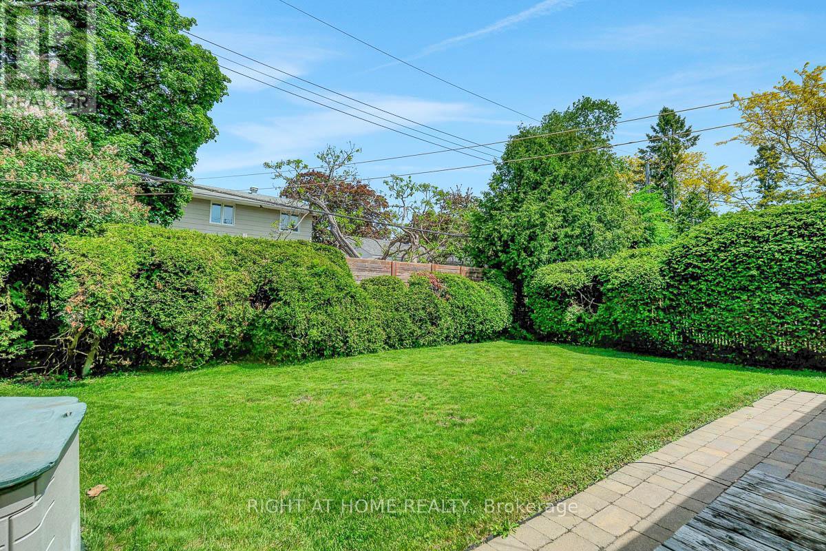 955 ALPINE AVENUE - 36