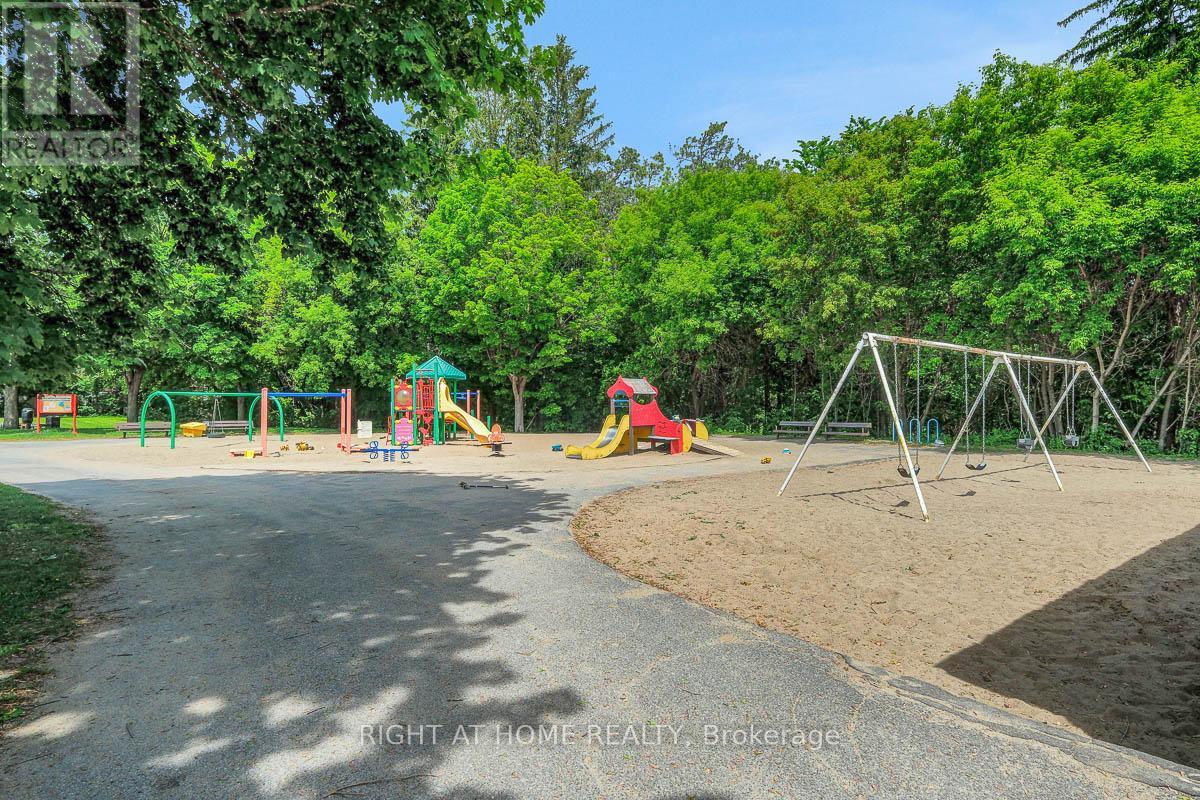 955 ALPINE AVENUE - 44