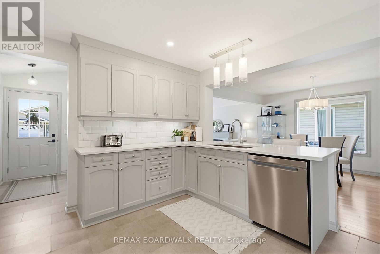 1013 ADA BARRINGTON PRIVATE - 13