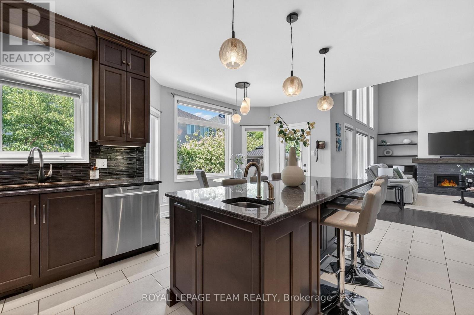 51 BRIDLE CREST COURT - 16