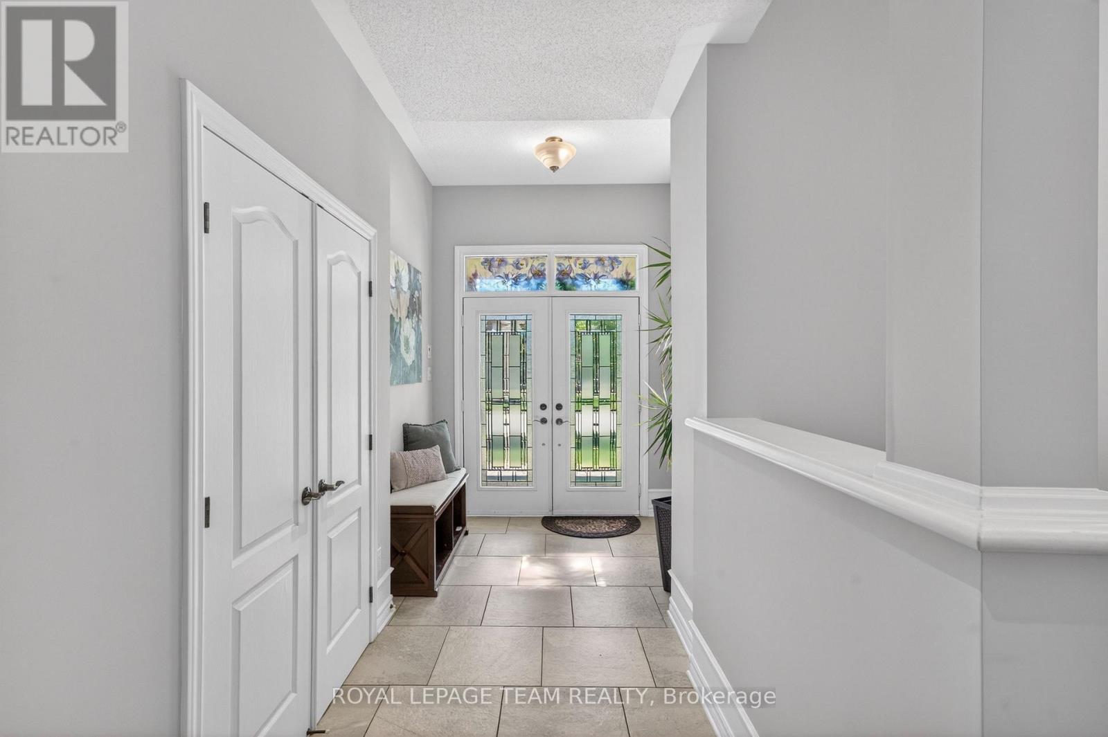 51 BRIDLE CREST COURT - Image 3
