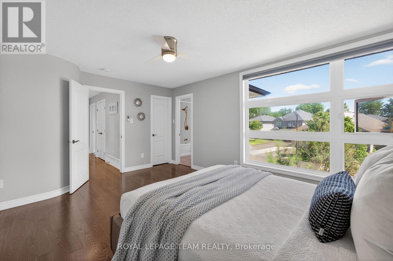 51 BRIDLE CREST COURT - 30