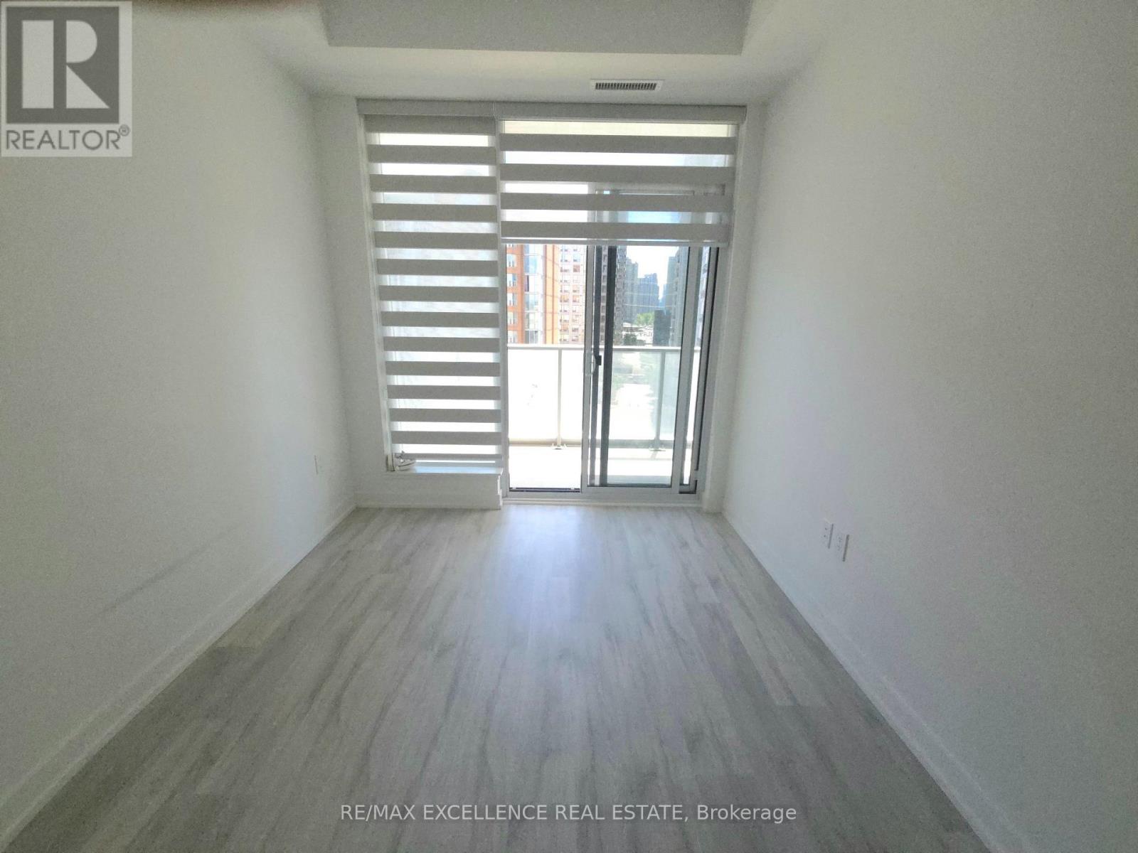 #S617 8 OLYMPIC GARDEN DRIVE - 24