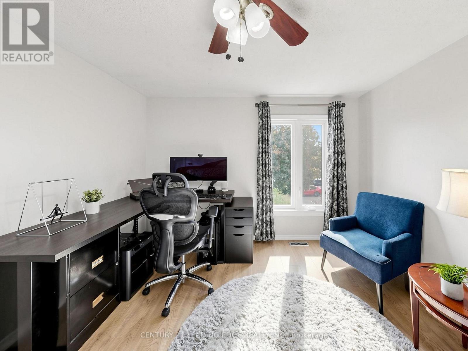 19 DEVERILL CRESCENT - 25