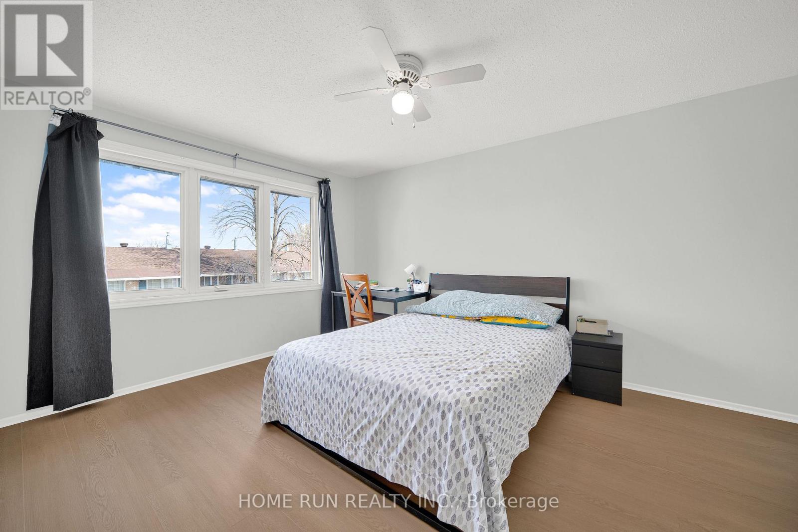 #4 2111 MONTREAL ROAD - 15