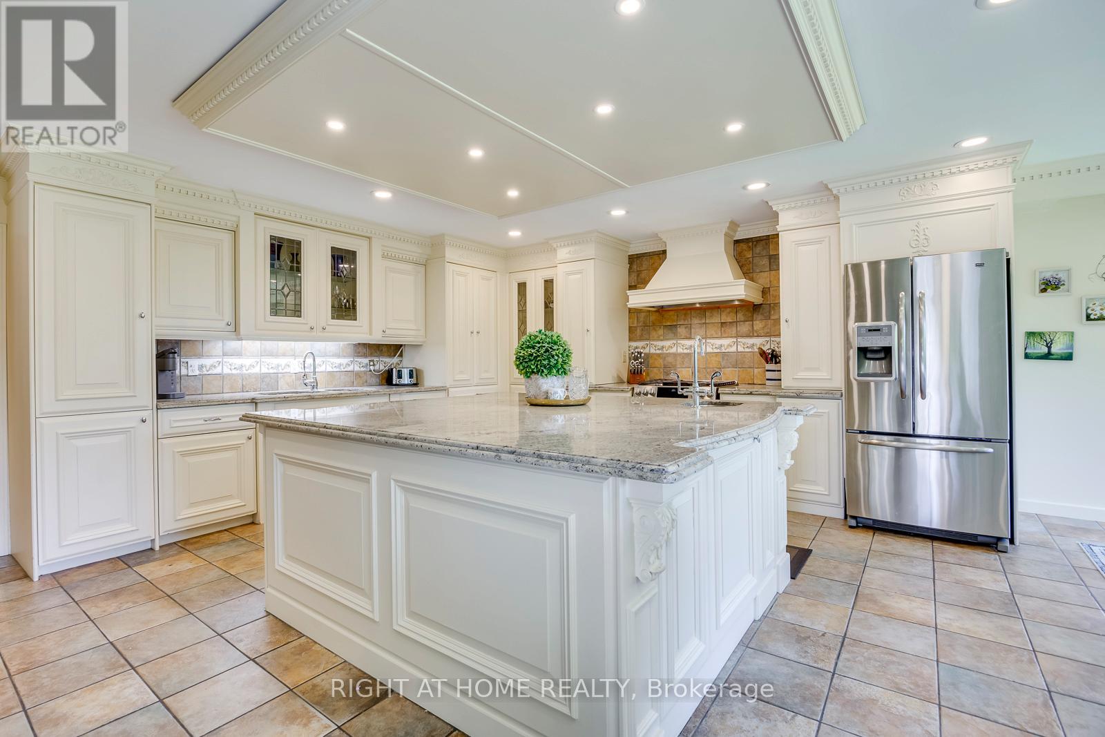 5290 CREDITVIEW ROAD - 11