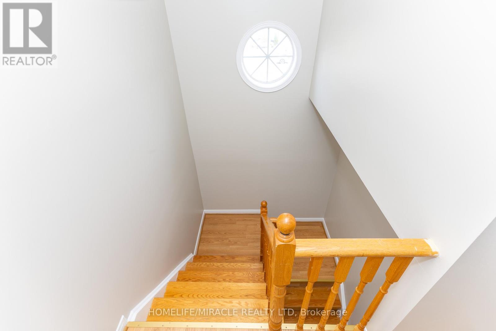 22 DOMENICO CRESCENT - 29