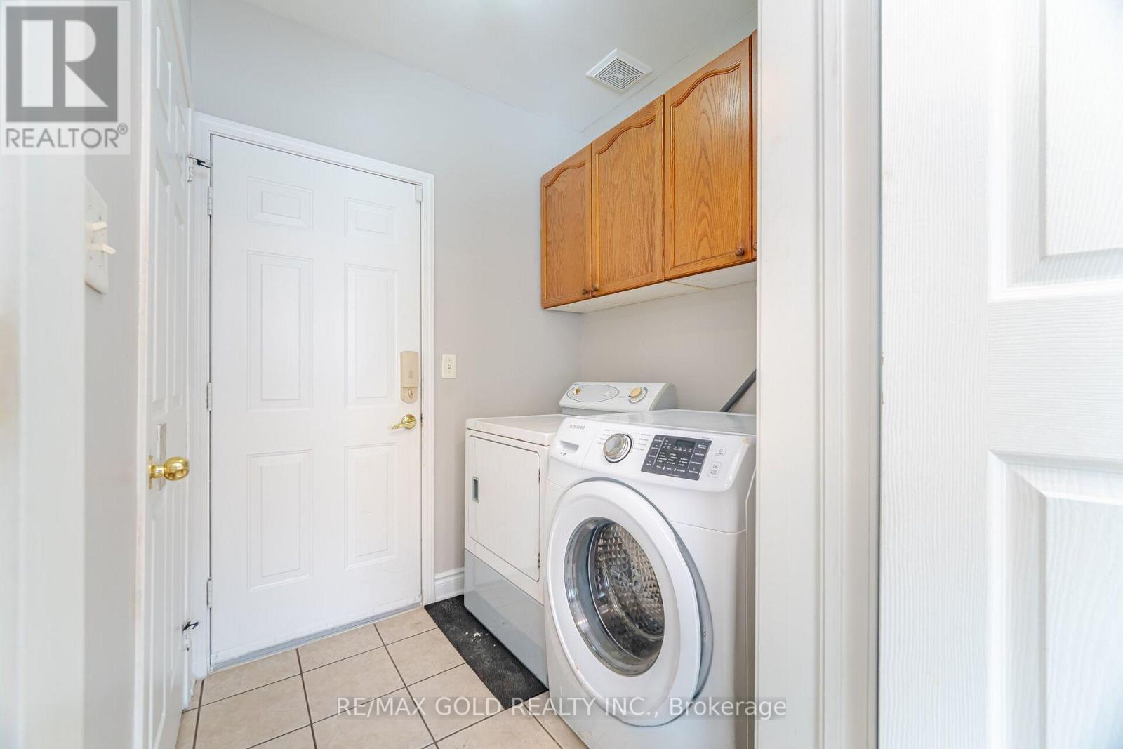8 UPSHALL DRIVE - 11