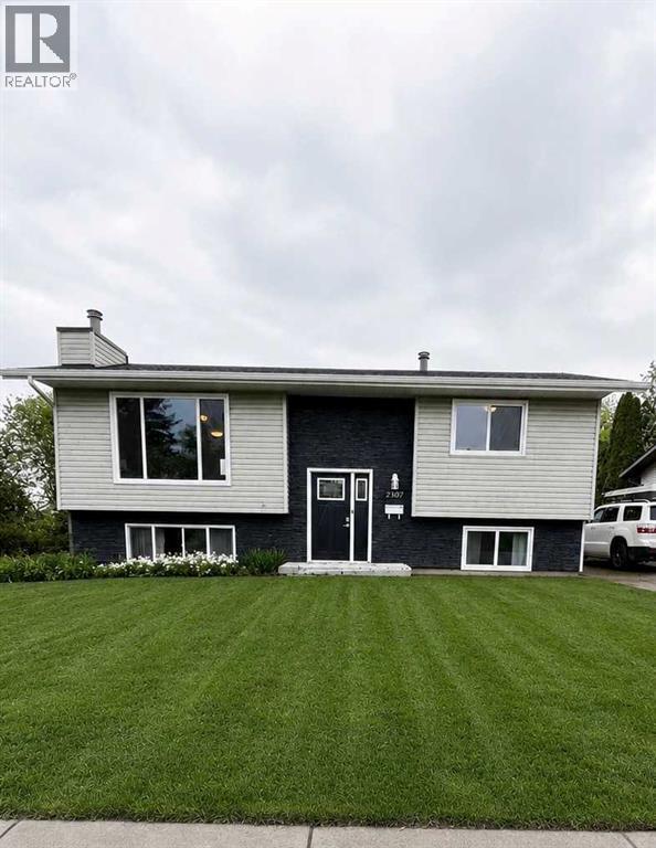 2307 47 Avenue - 1