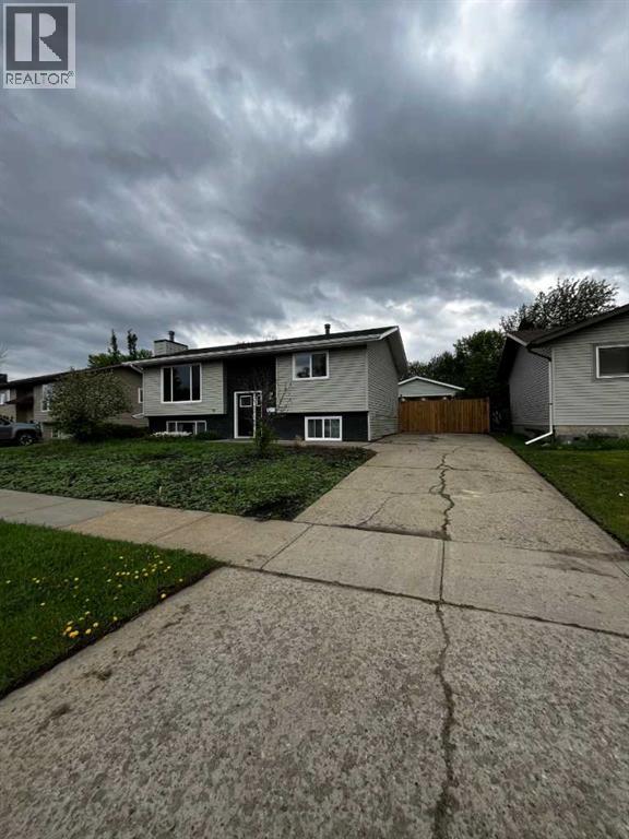 2307 47 Avenue - Image 2