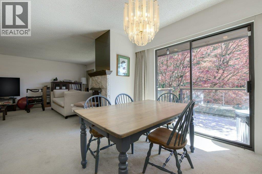 8194 WOODLAKE COURT, Burnaby