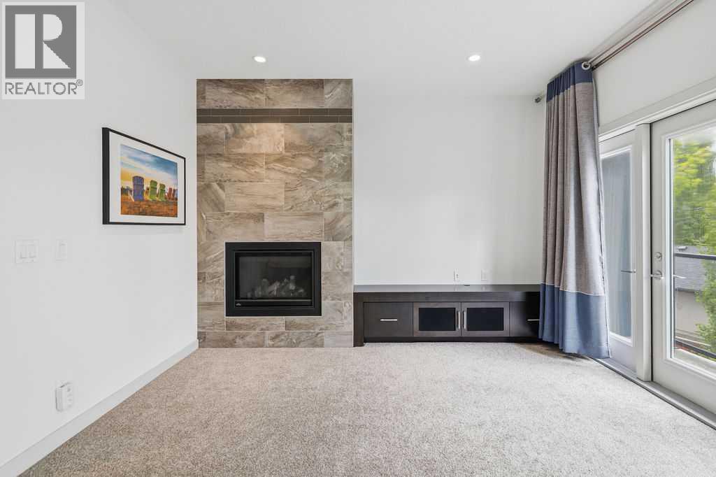 1125 Russet Road NE - 34